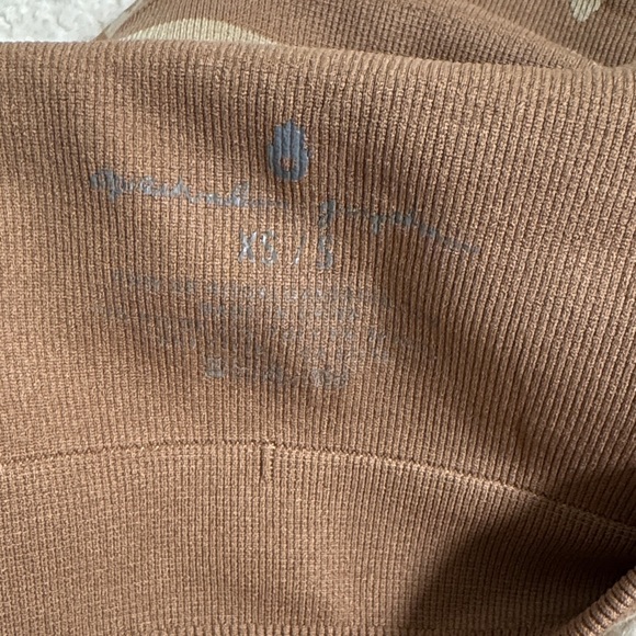 Spiritual Ganster tan heart legging set - Picture 5 of 7